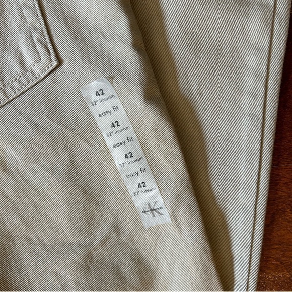 Calvin Klein Men’s Easy Fit Jeans in Khaki, 5 Pocket, Size W42 L32, NWOT - Picture 9 of 11